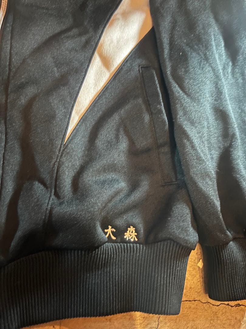 ミズノ　京セラ ジップアップジャケット 黒/ピンク サイズM