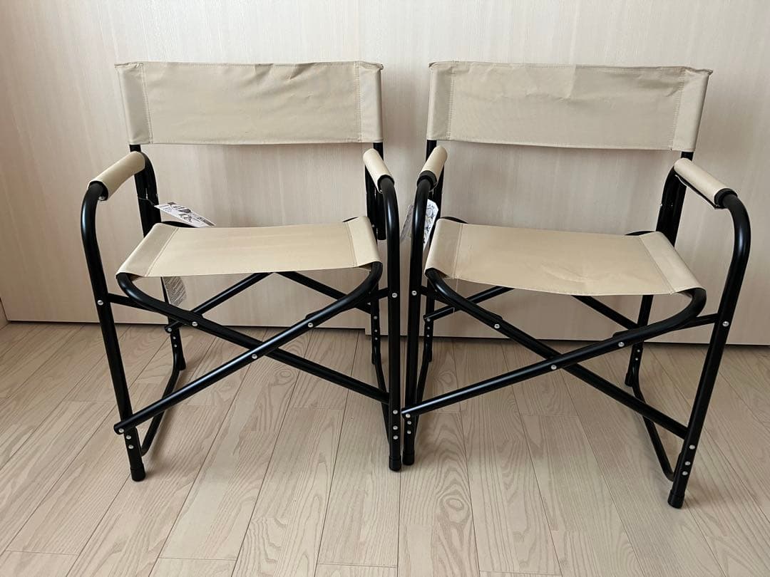 ディレクターチェア　持運簡単　　キャンピングチェア　軽量　　2脚　新品未使用