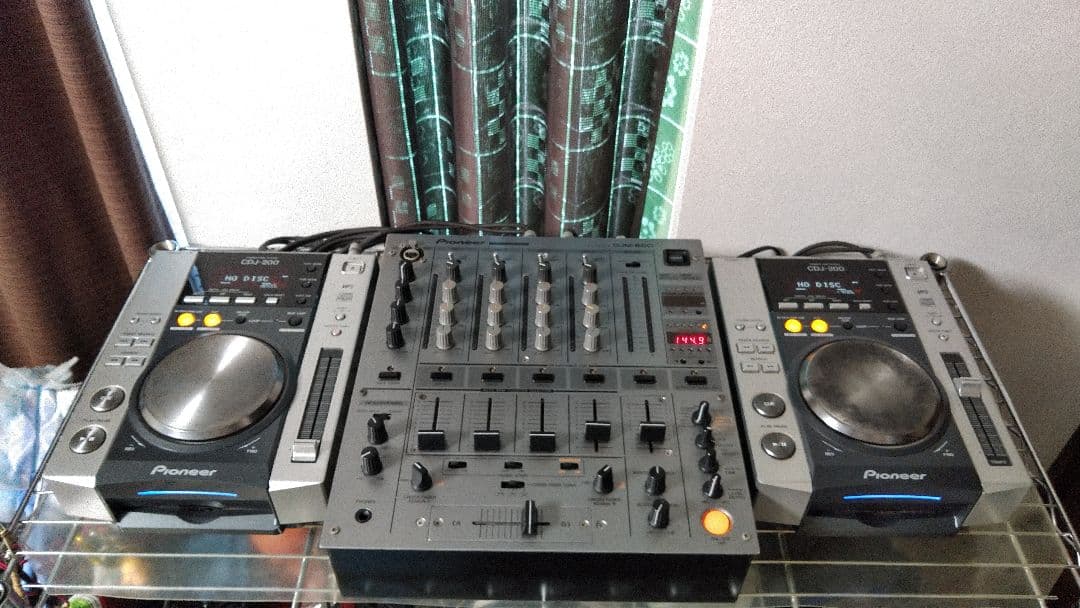 美品　Pioneer DJM-600 DJミキサー　中古品