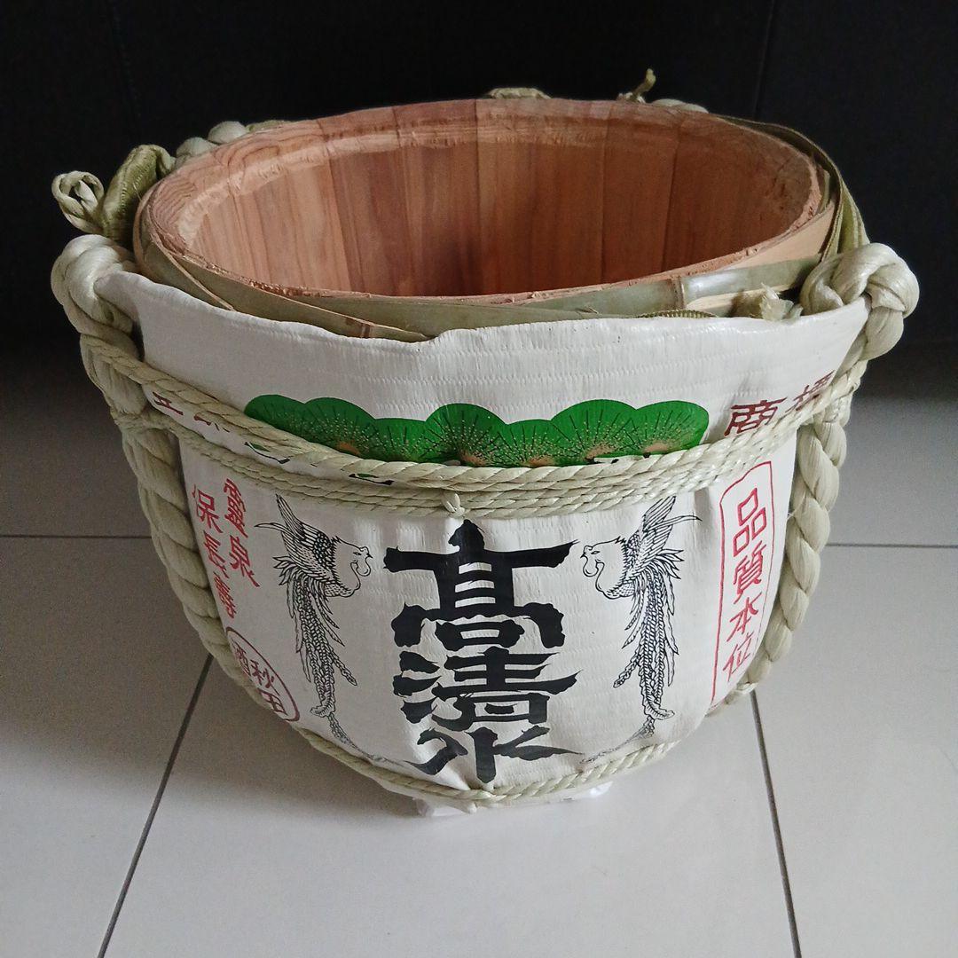 日本酒　一斗空き樽