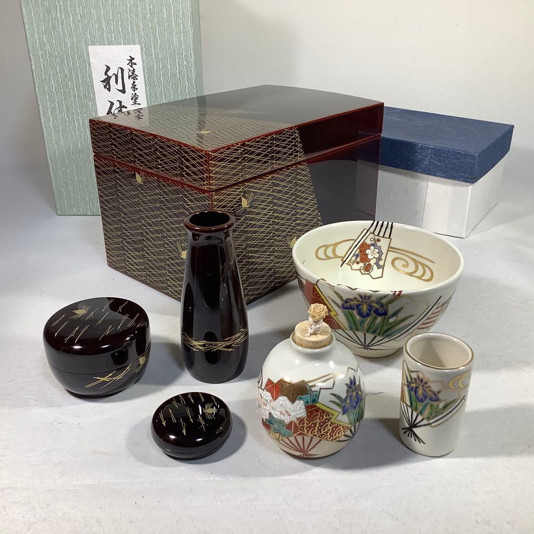 本漆手塗　松笠松葉蒔絵　利休箱　木製溜塗　仁清扇面　手塚桐鳳