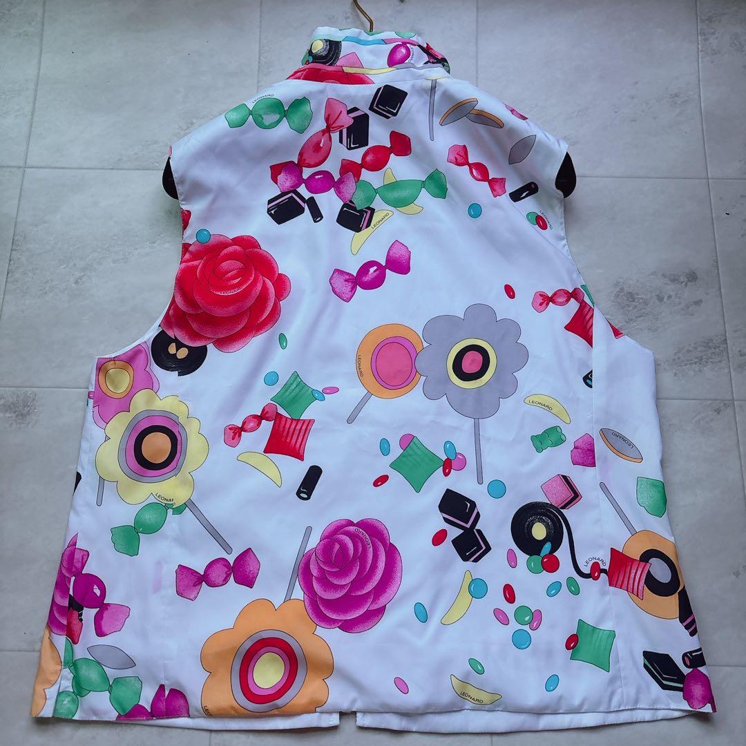 未使用級✨レオナール スポーツ リバーシブル ベスト ロゴ 花柄 XL