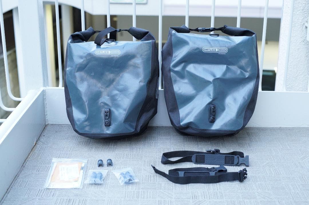 オルトリーブ バックローラークラシック QL2.1 容量:40L（ペア）