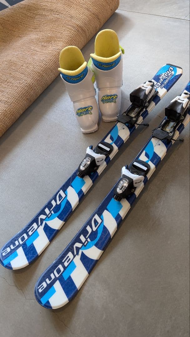 ジュニアスキー板90センチ ブーツ2点セット