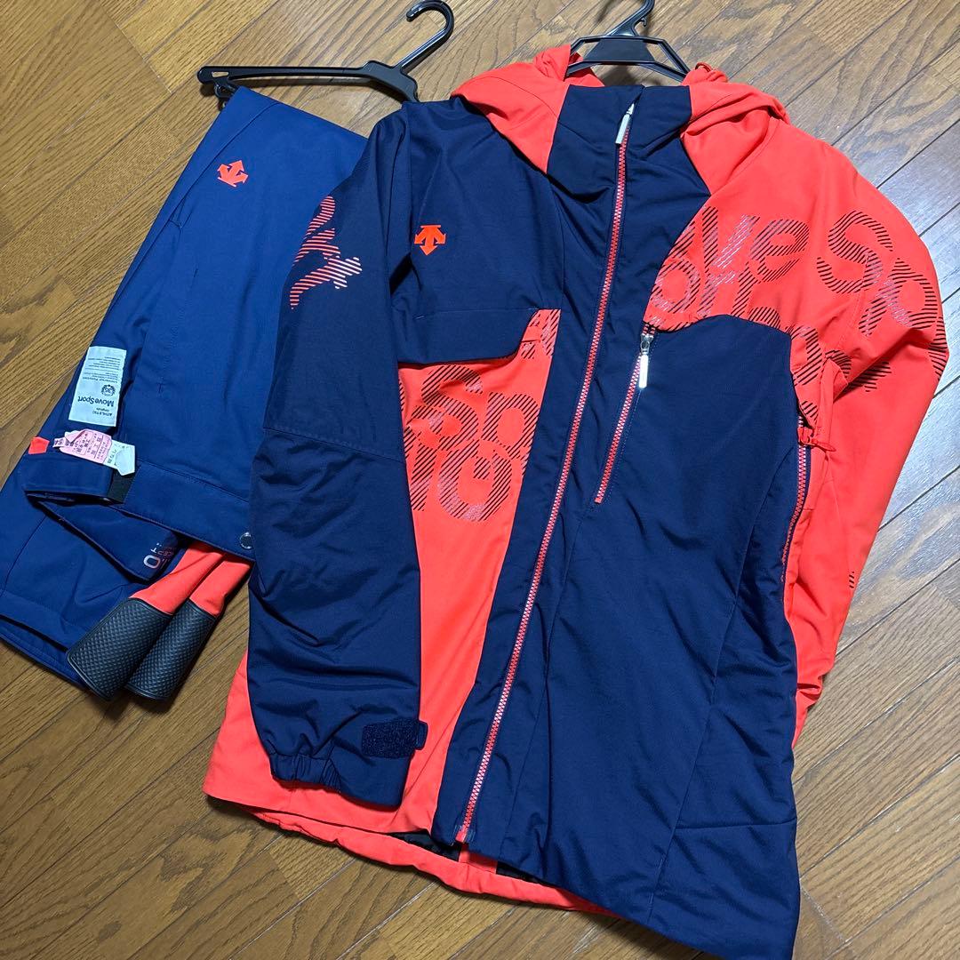 早いもの勝ち！DESCENTEスキーウェア