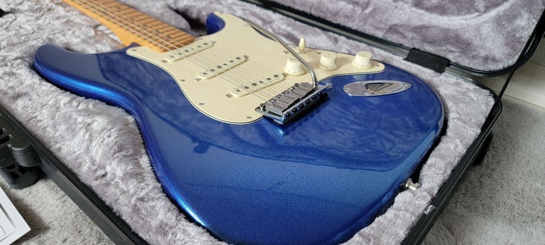 【美品】Fender American Ultra Stratocaster