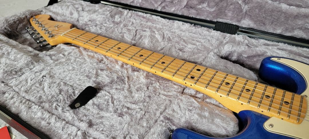 【美品】Fender American Ultra Stratocaster