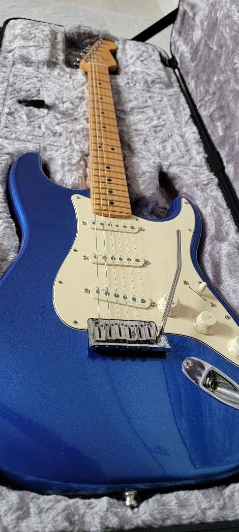 【美品】Fender American Ultra Stratocaster