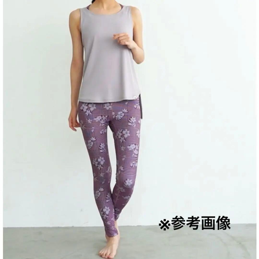 SUKALA チェックブラトップ・レギンス・ツイストタンクトップ3点セット