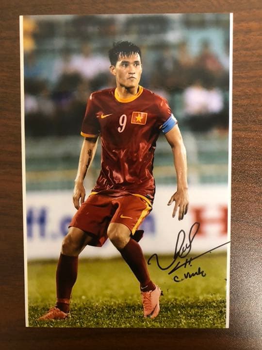 直筆サイン　Lê Công Vinh(Vietnam)　レコンビン　コンサドーレ