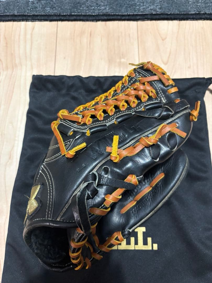 Under Armour 硬式グローブ 内野用　松田宣浩モデル　オーバーホール済