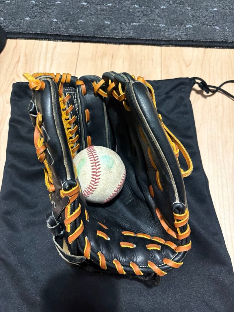 Under Armour 硬式グローブ 内野用　松田宣浩モデル　オーバーホール済