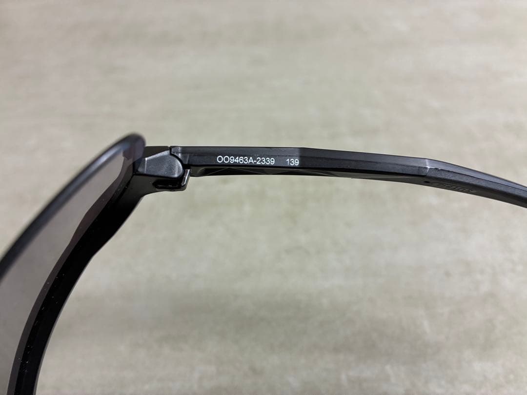その他 OAKLEY Sutro Lite