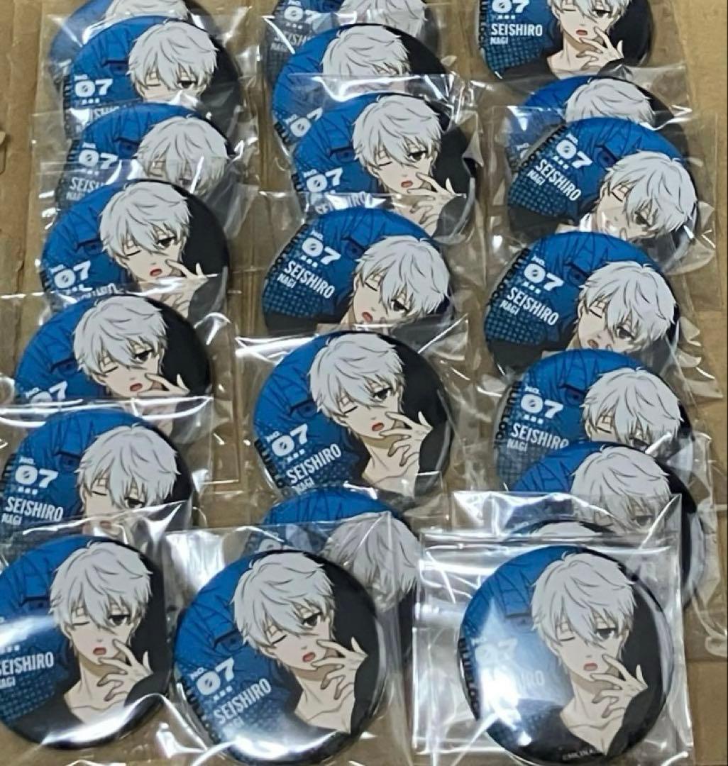 23個　ブルーロック　凪誠士郎 TSUTAYA ブラック　スーツ　缶バッジ