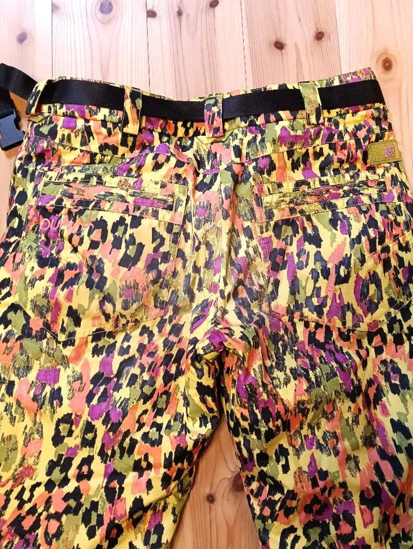 Burton 子ども用スノーボードウェアセット