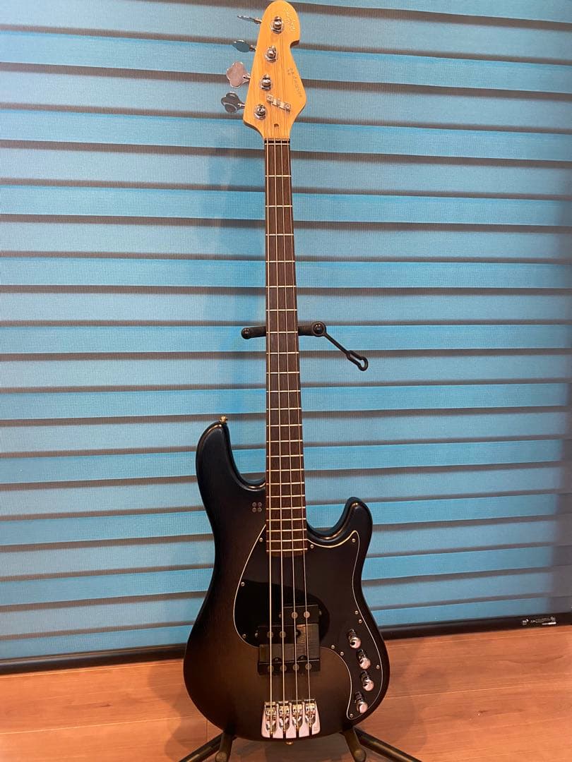 ベース Sandberg / California VT 4