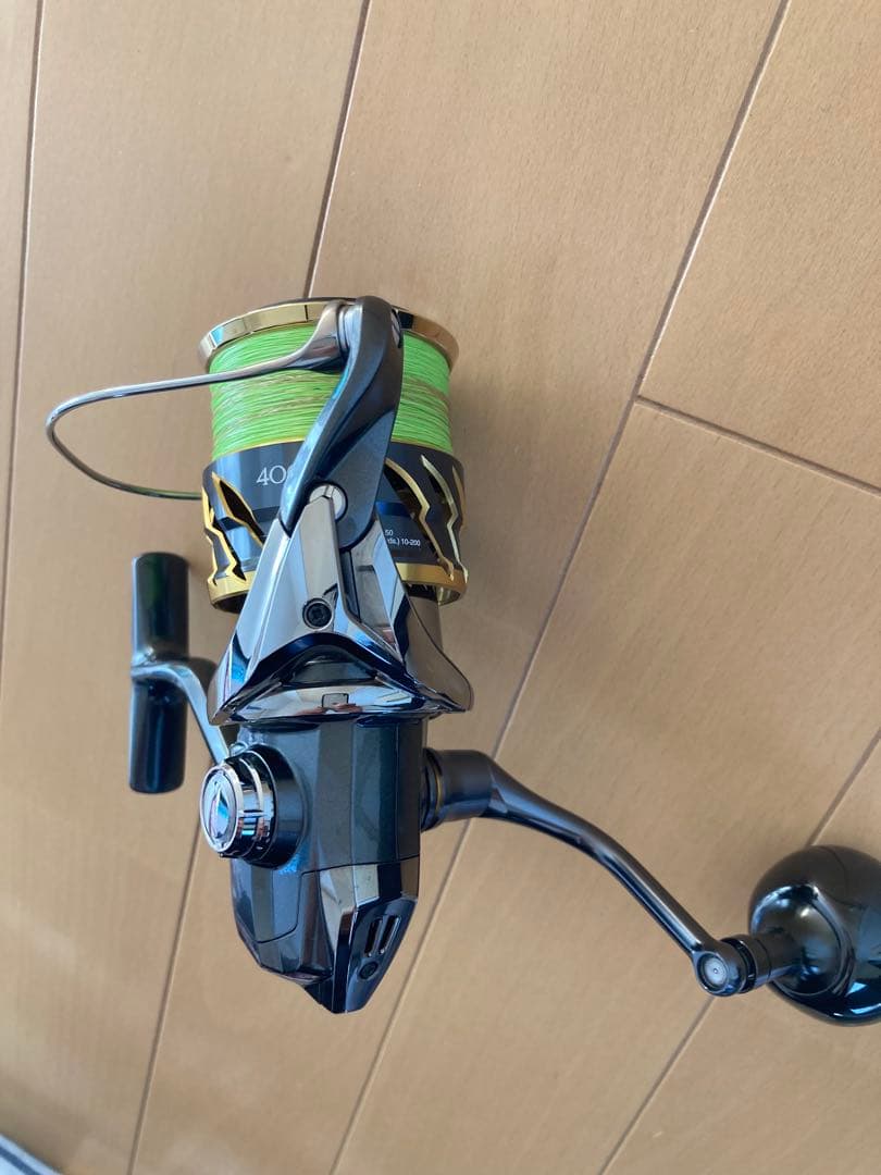 20ツインパワー4000XG スピニングリール