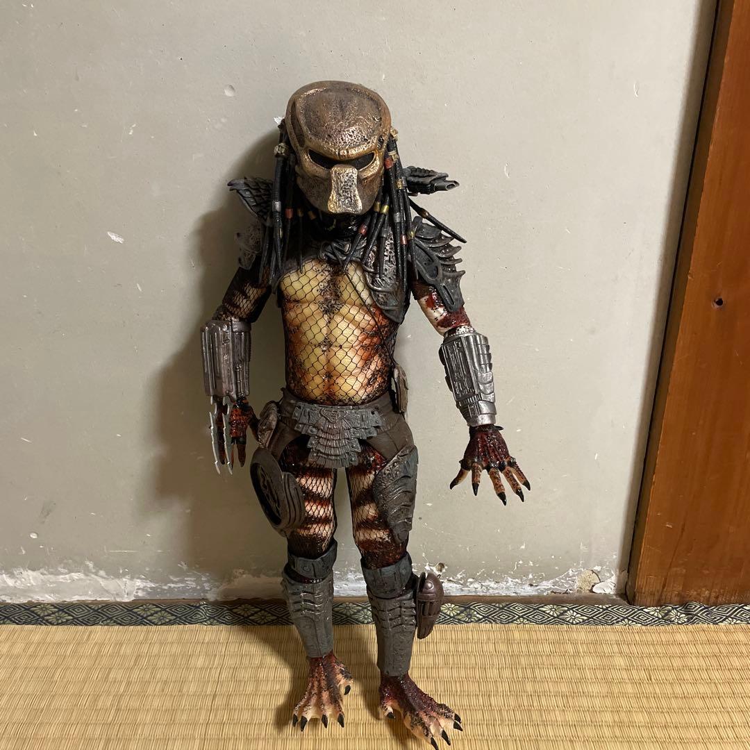 ネカビッグプレデター　1/4 フィギュア