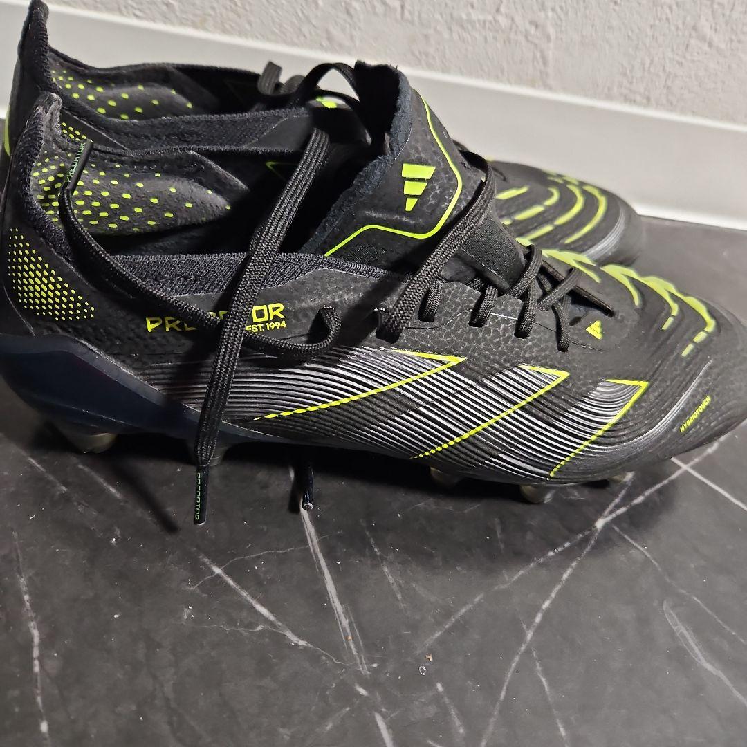 アディダス　プレデター　エリート