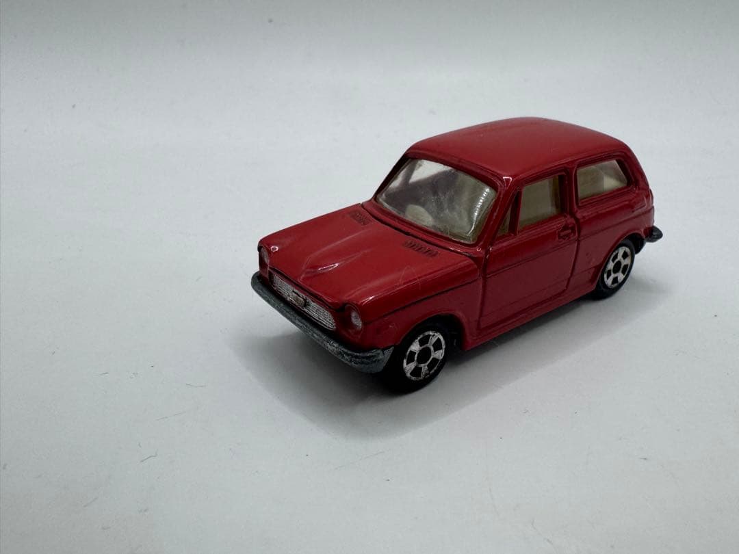 トミカ 香港製 ホンダ NⅢ 360 レッド 当時物