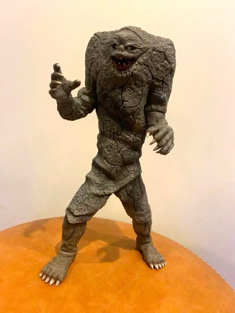 フィギュア 棲星怪獣 ジャミラ 1/6特撮シリーズ