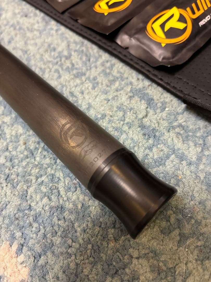 プレデター　revo レボ　12.9φ ラジアルジョイント　ホワイトプレート