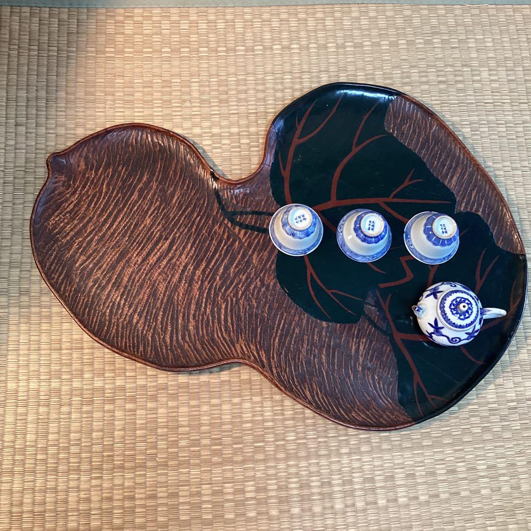 煎茶葉盆　① 煎茶道瓢型漆絵葉盆