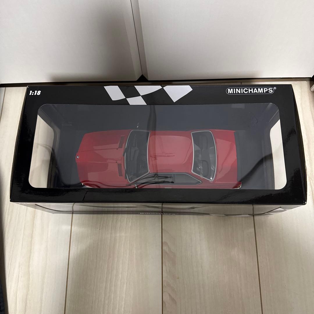 MINICHAMPS 1/18  635csi レッド