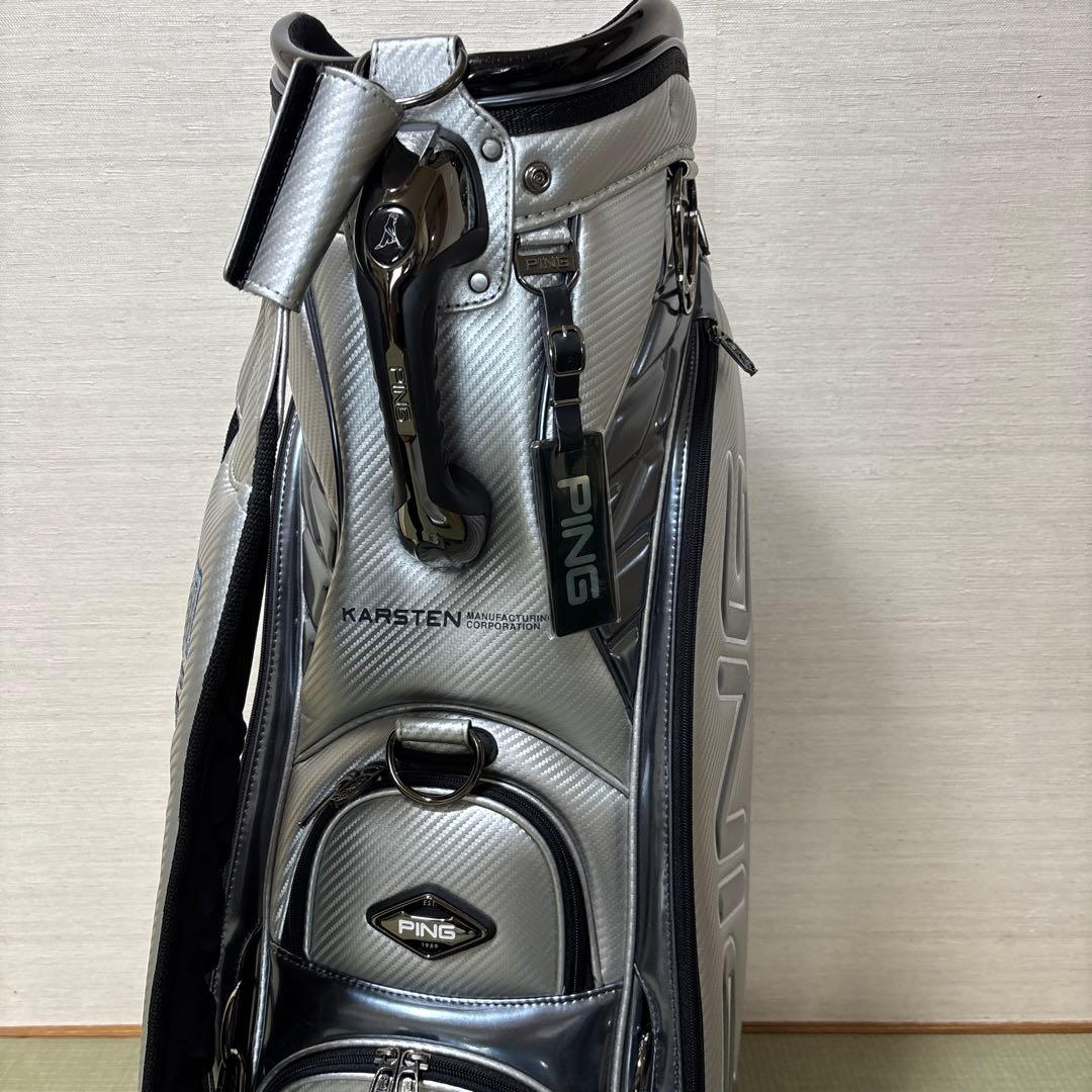 【24時間限定10%値引】PING3点式キャディバッグ９型【シルバー】超美品！