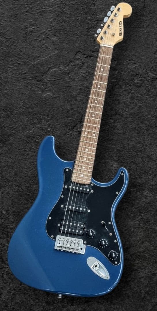 年末年始セールBUSKER‘Sバスカーズ ストラトキャスター エレキギターSSH