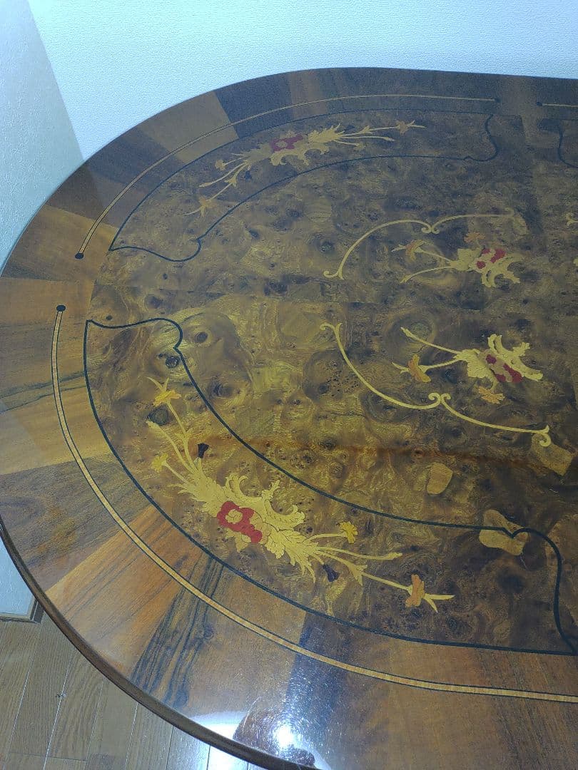 イタリア製クラシック木製楕円形テーブル