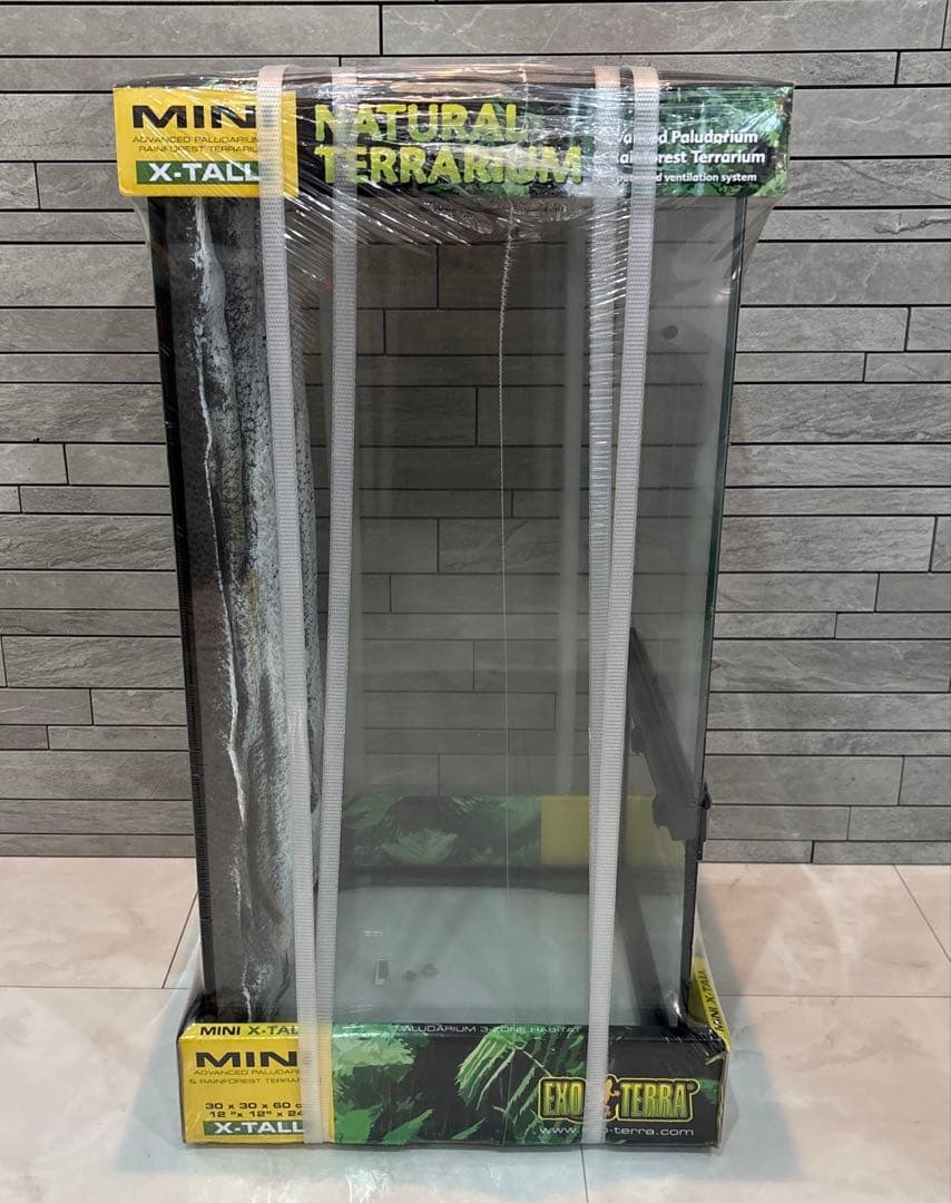 エキゾテラ　グラステラリウム3060 高さのあるハイタイプ　未使用　新品　未開封