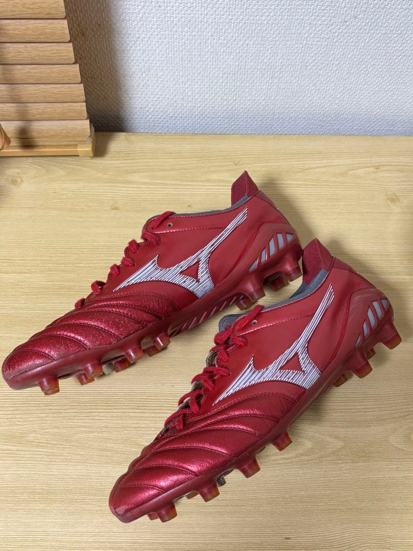 サッカースパイク　ミズノ　モレリアネオ３