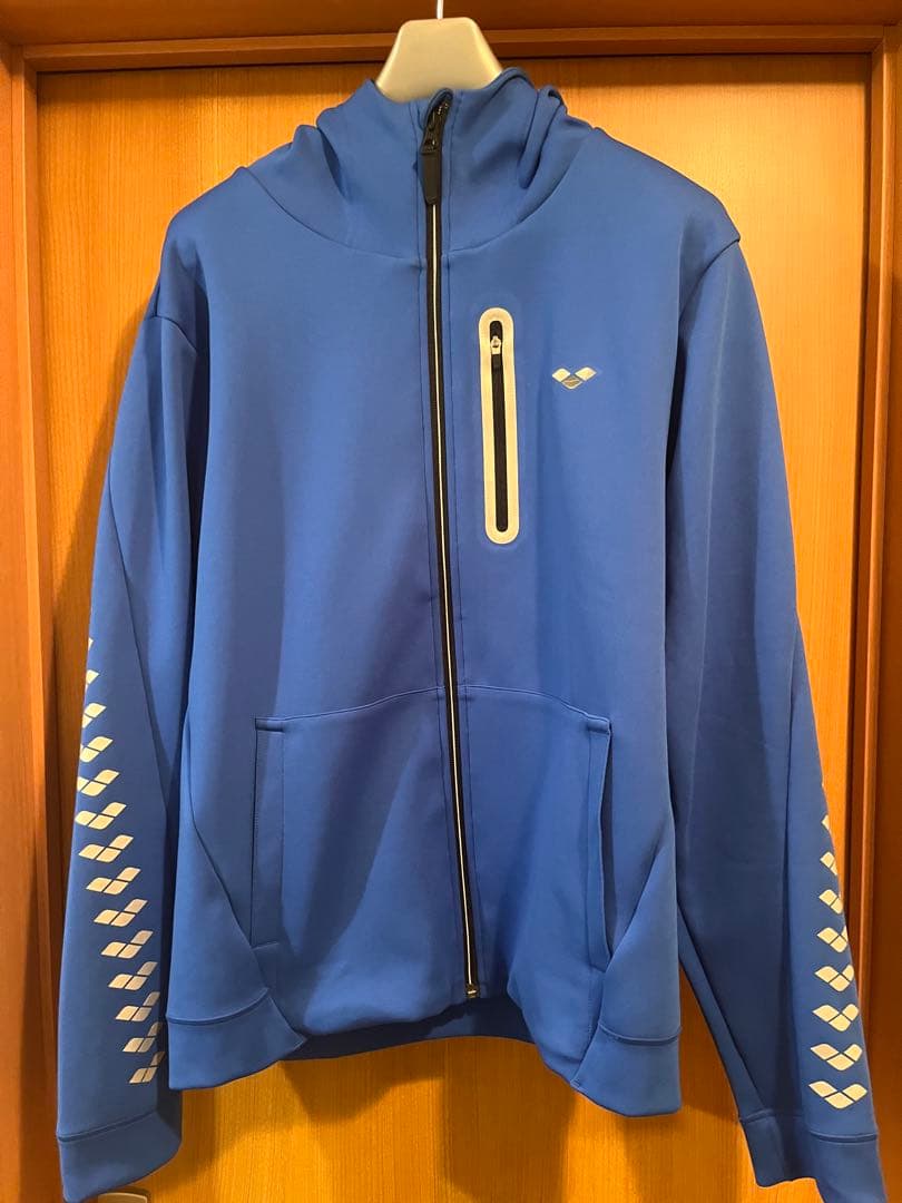 arena ジャージ上下3点セット（ジャケット・ジョガー・ハーフパンツ） 青