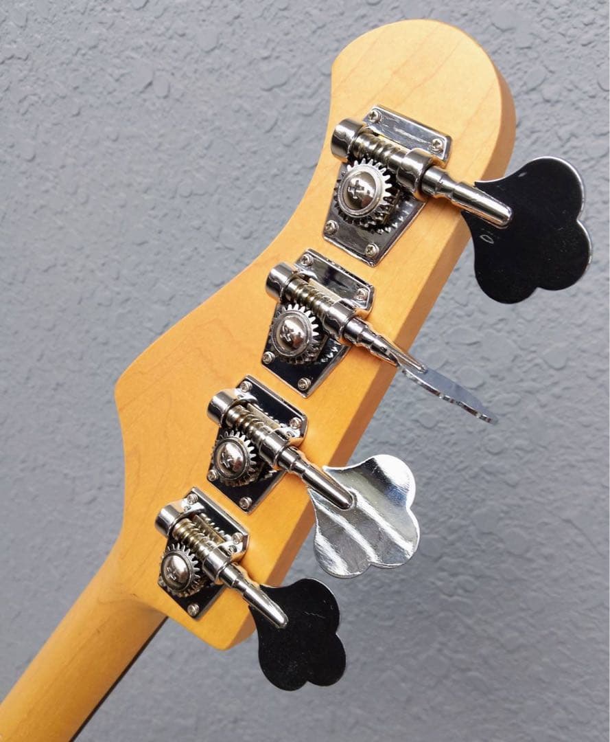 ベース BUCCHUS Universe series Jazz BASS