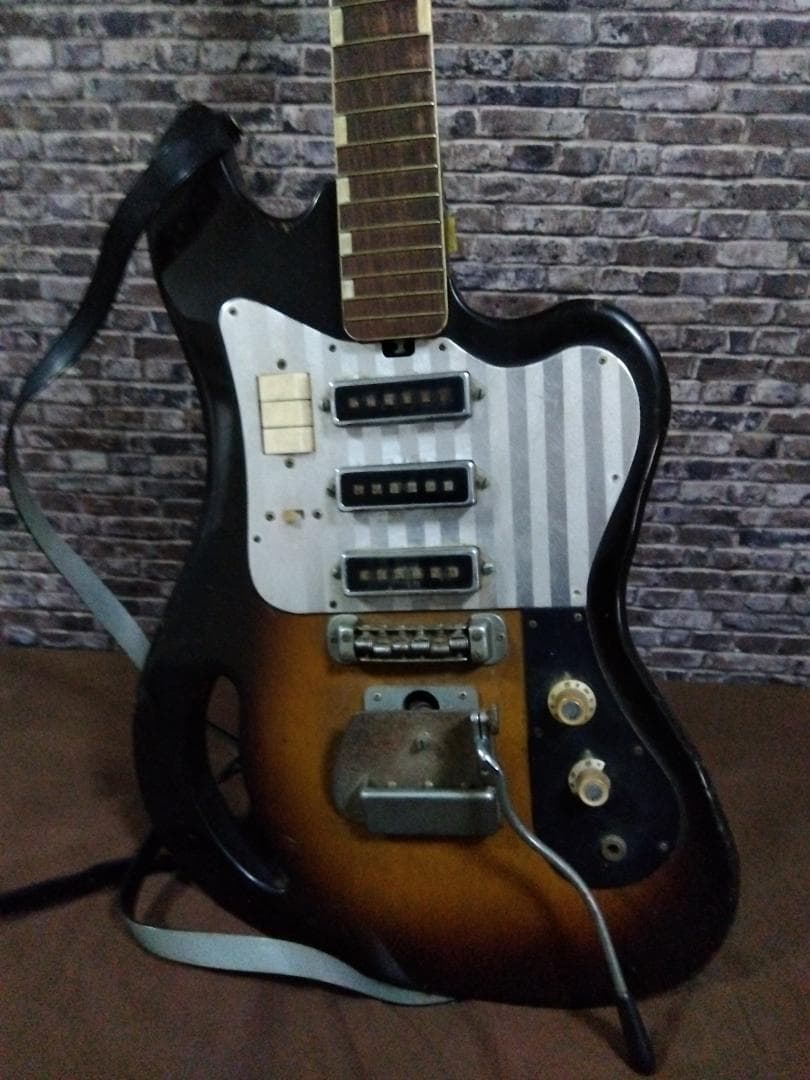 TEISCO TG-64　ビザール　ギター