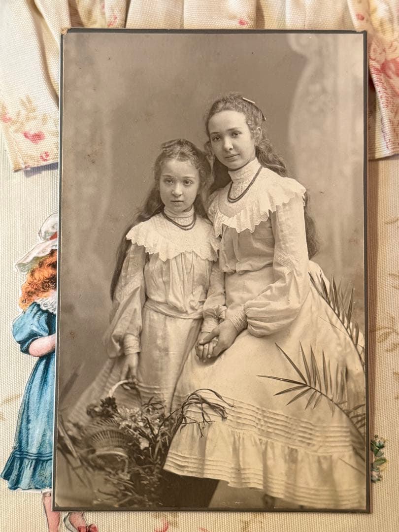 アンティーク　カルト・ド・ヴィジット　＊美しい少女達＊アンティーク　ポストカード