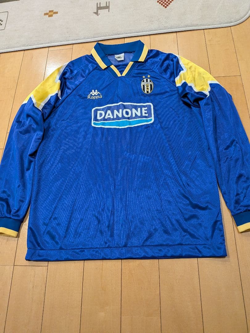 ヴィンテージユニフォームユベントス 94/95アウェイ長袖No.10