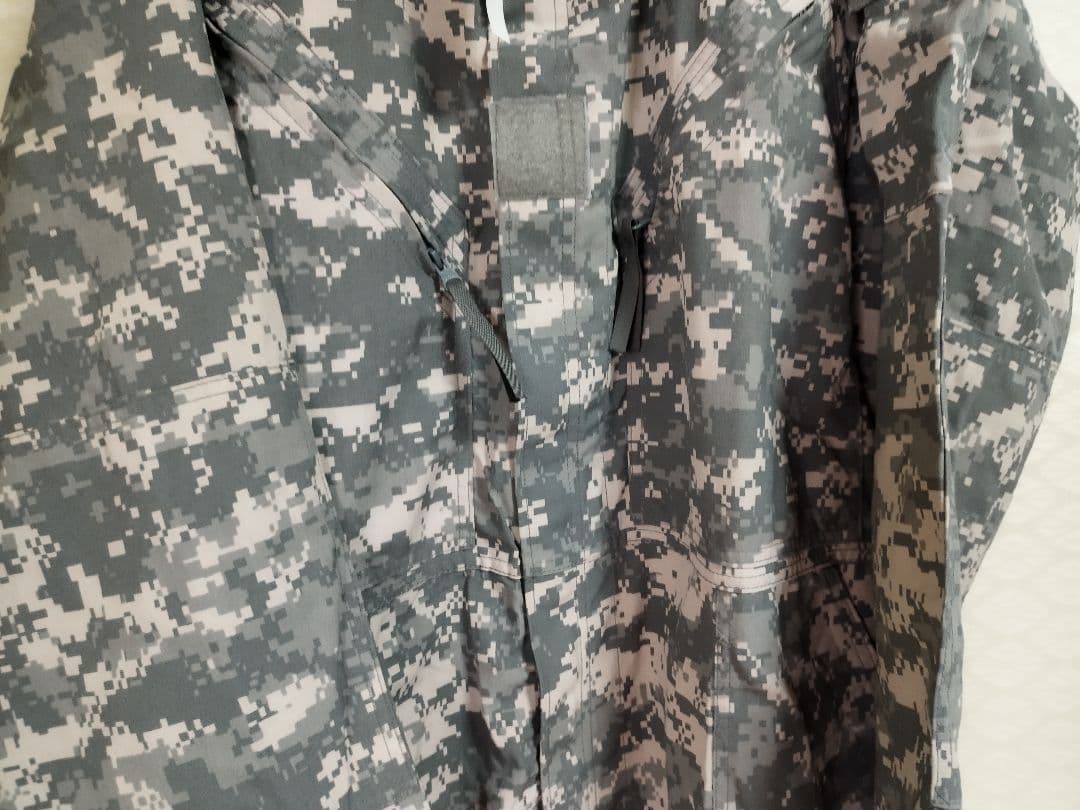 (4998)米軍実物　ＡＲＭＹメカニックスカバーオール　新品未使用　レア