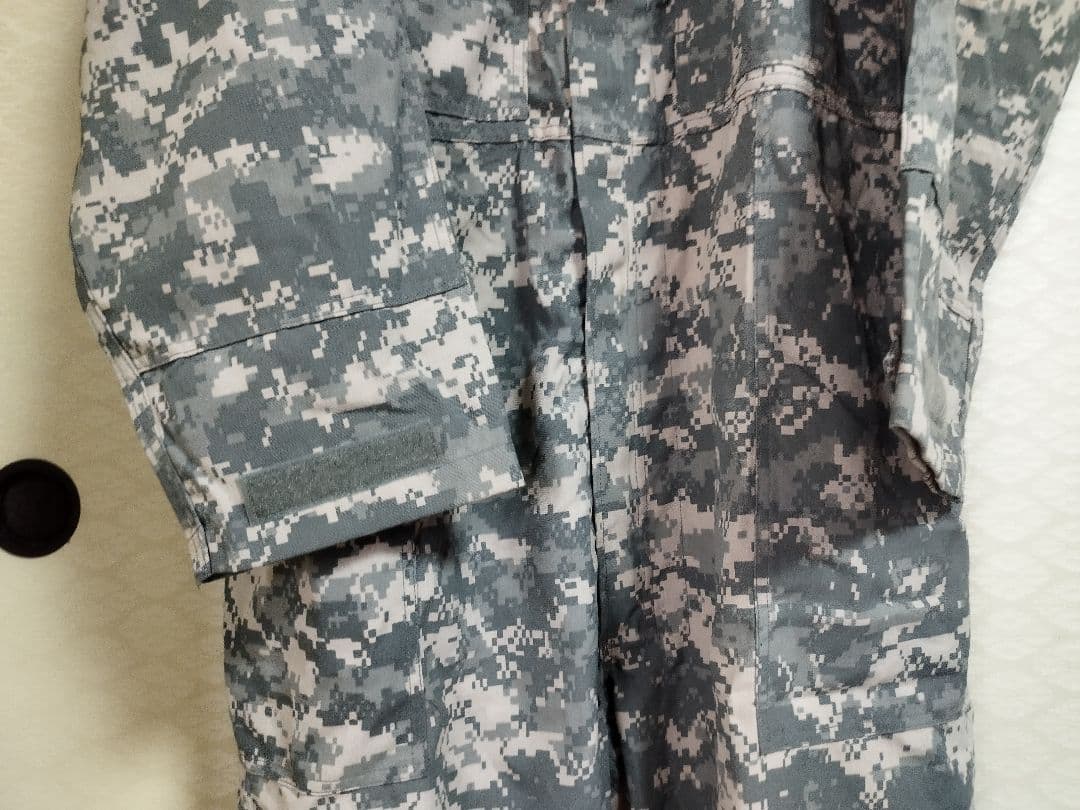 (4998)米軍実物　ＡＲＭＹメカニックスカバーオール　新品未使用　レア