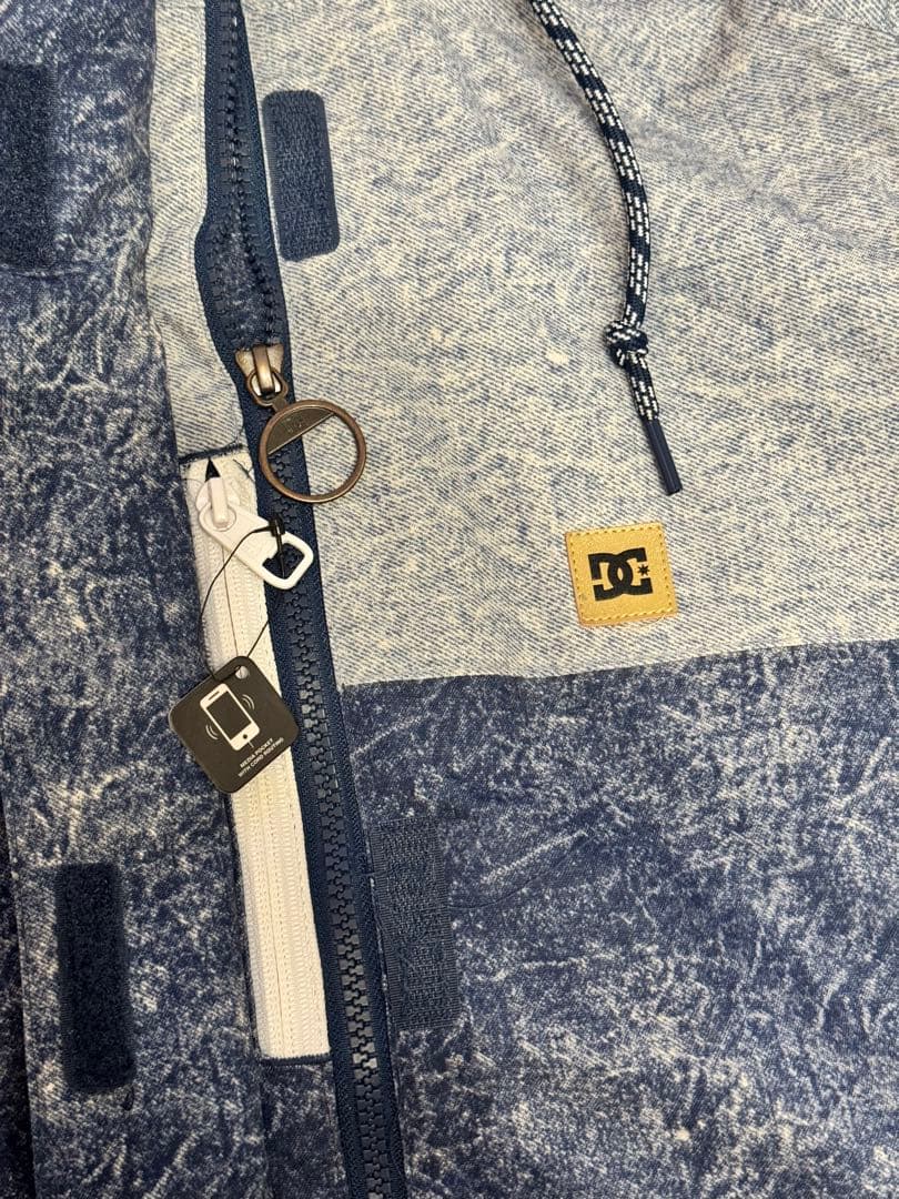 新品未使用レディーススノーボードウェア上下7点セット DC phenix FRK