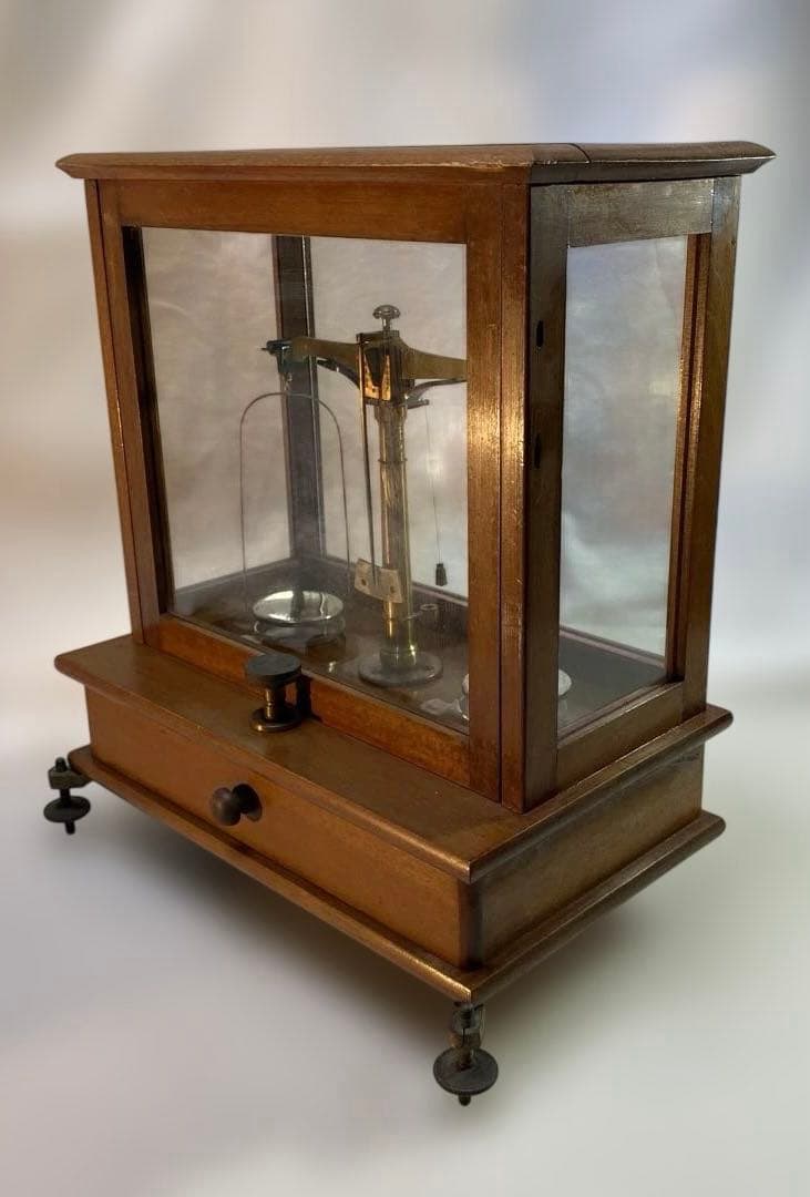 アンティーク 木製天秤 ガラスケース付き 動作可