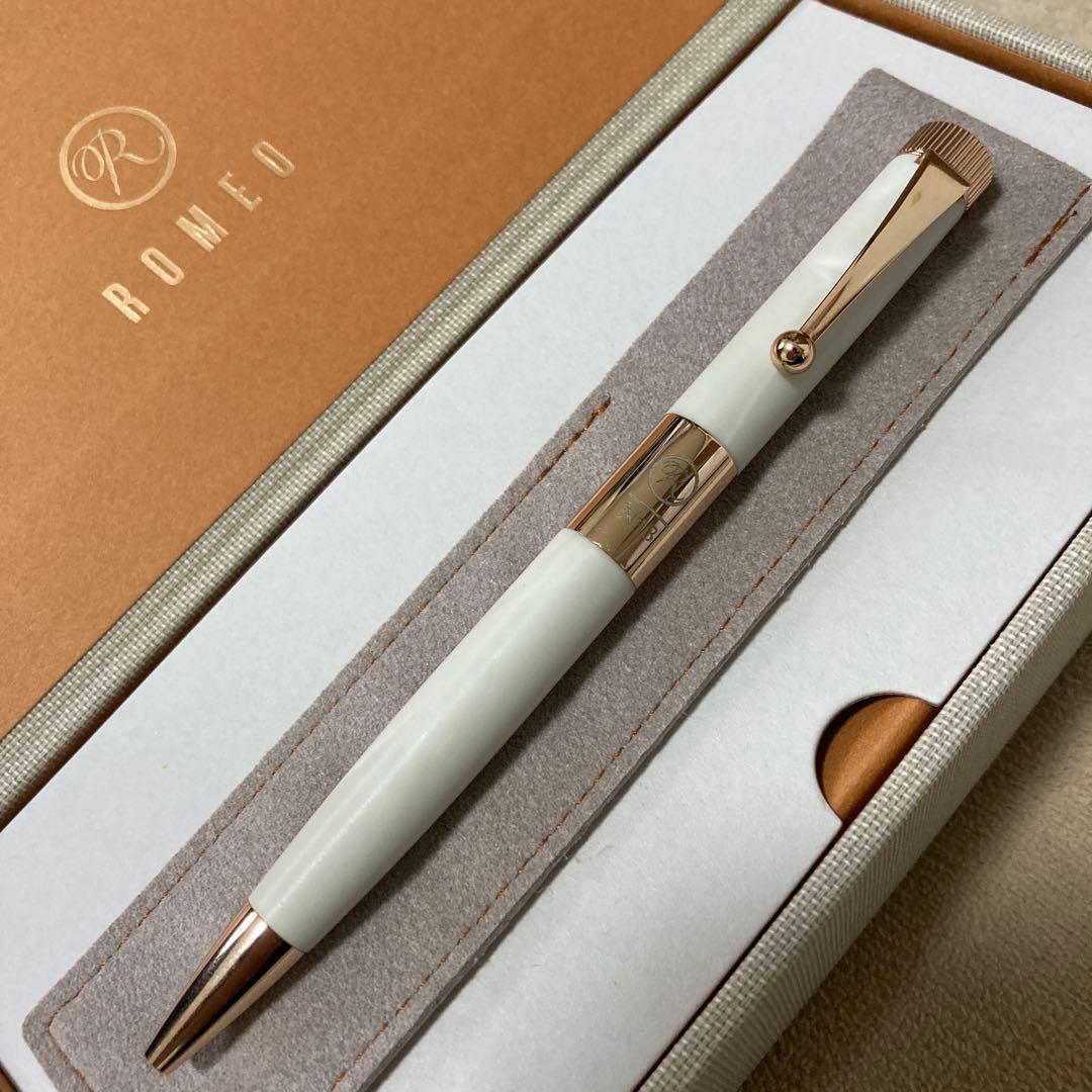 ROMEO ボールペン ホワイト/ゴールド 専用ケース付き（No3）