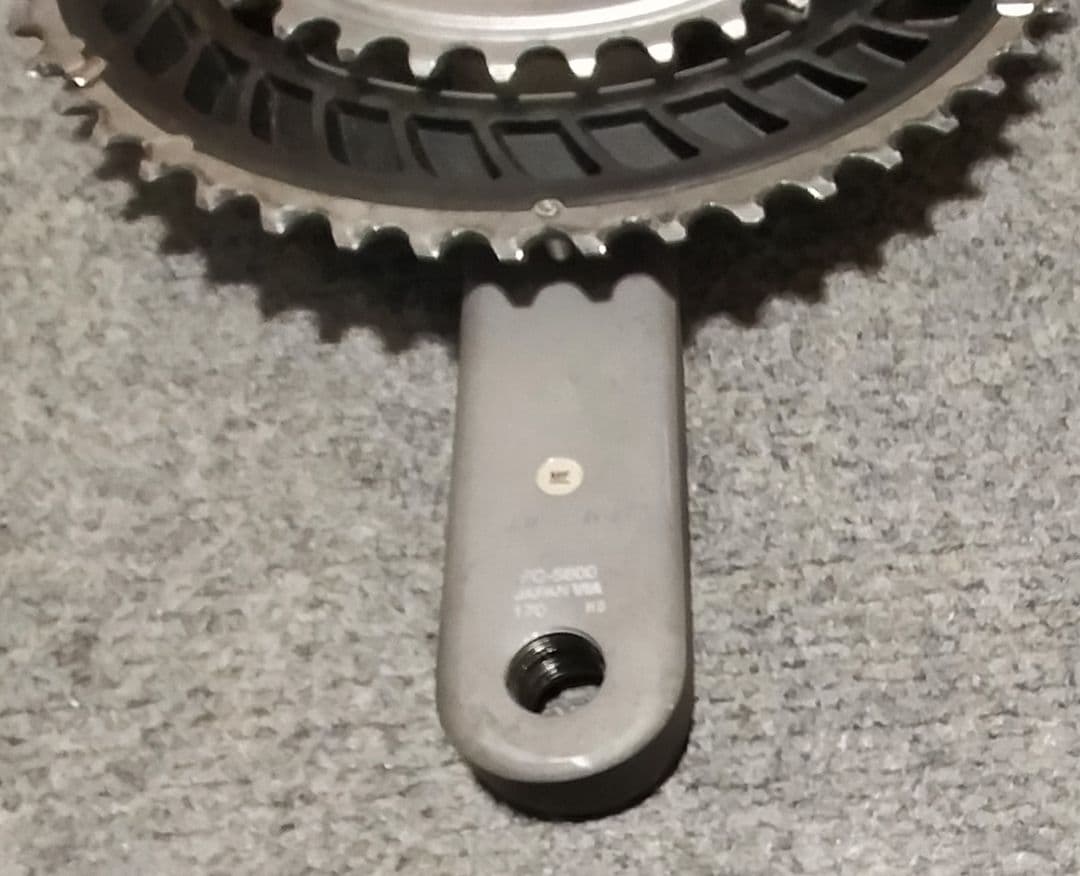 SHIMANO 105 クランクセット 50-34T BB付