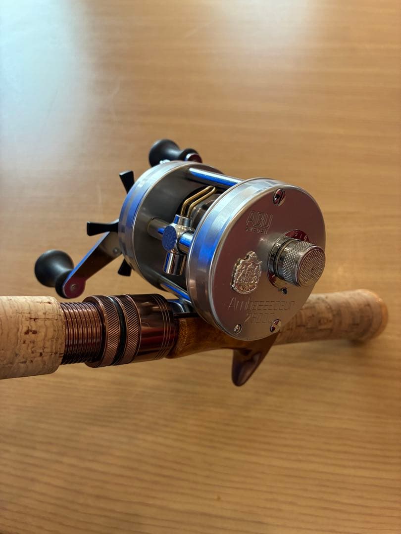 Abu アブアンバサダー2500cアベイル部分カスタム渓流