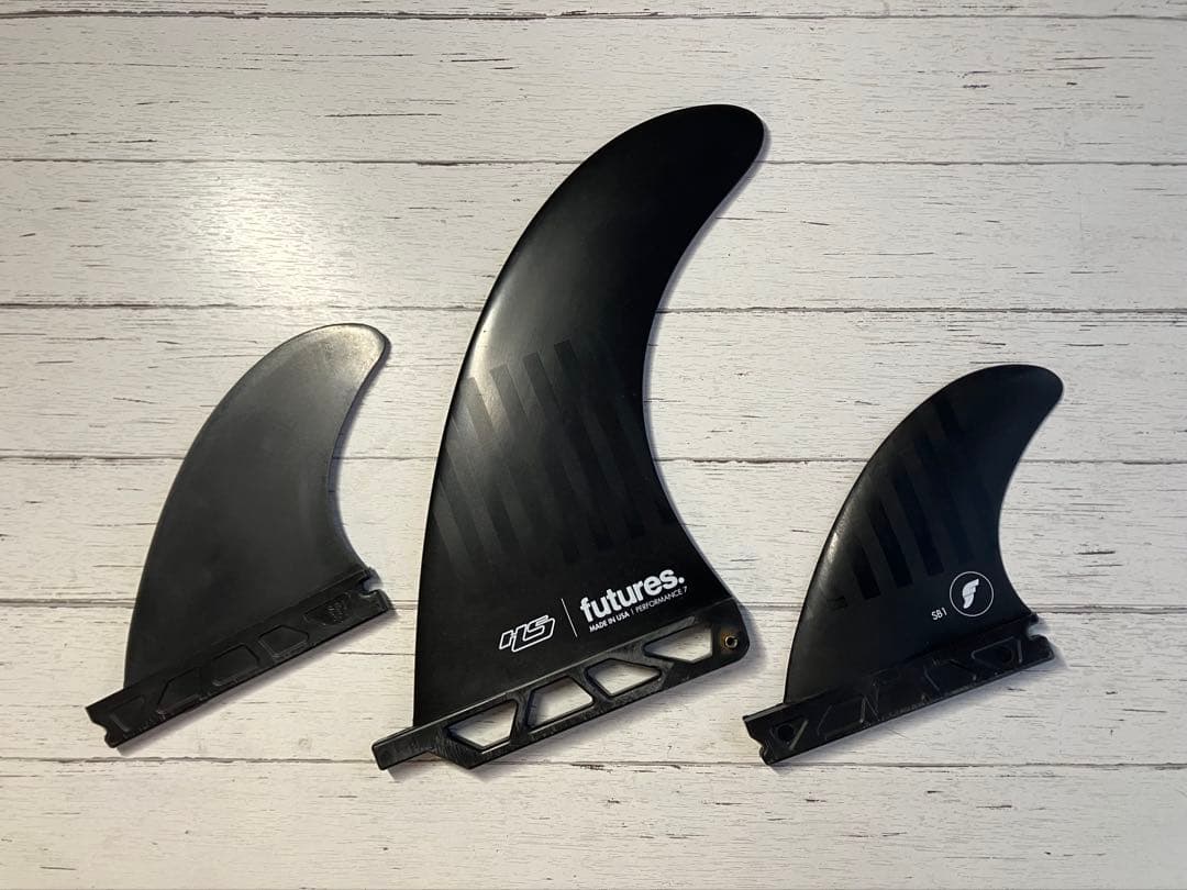 ミッドレングス・ロングボード用シングルフィン➕スタビ３枚セット　フューチャー
