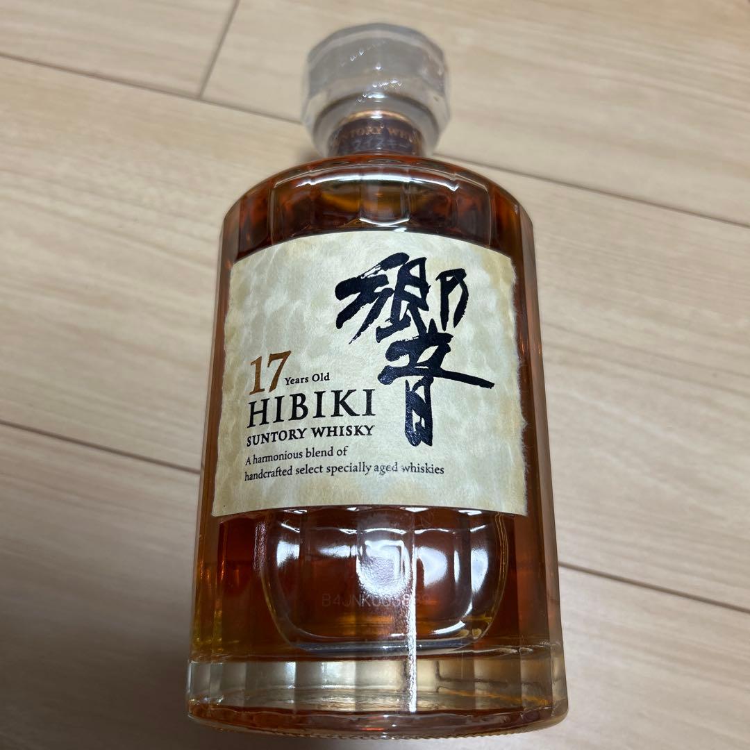 響 17年 サントリーウイスキー 700ml
