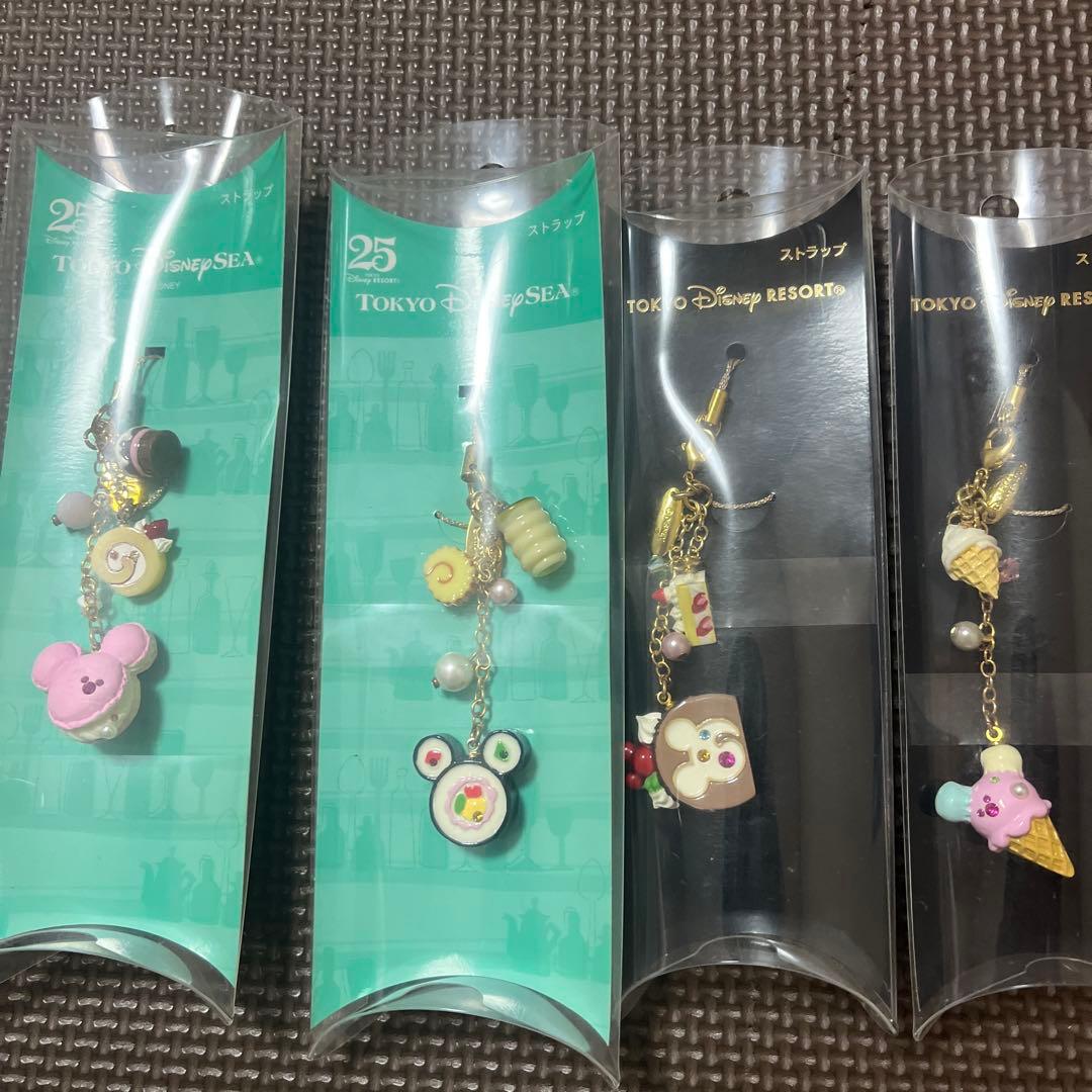 東京ディズニーリゾート　ストラップ　４種類