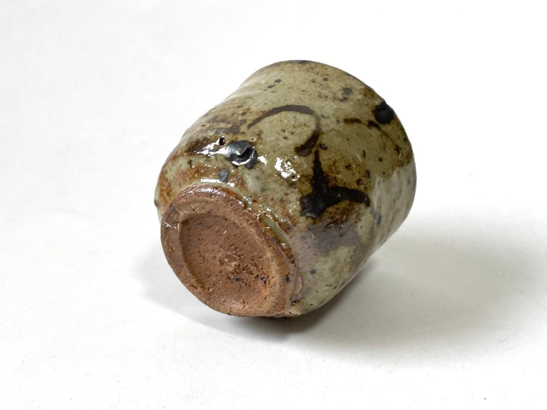 陶芸家　作家物　西岡小十　絵唐津　ぐい呑　古唐津　酒器　酒盃　共箱