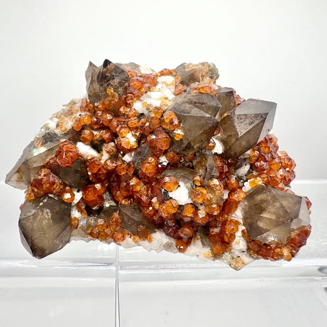 555 中国福建省産　ガーネット&スモーキークォーツ